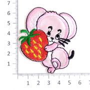 Термоаппликация L1254 «Мышонок с клубникой» (2) 6*6,5 см розовый