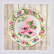 Набор для вышивания Риолис РТ-0075 «Тарелка с розовыми маками» 21*21 см