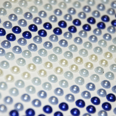 Полубусы клеевые  5 мм жемчуг  (уп. 504 шт.) Р белый/ голубой/ синий в интернет-магазине Швейпрофи.рф