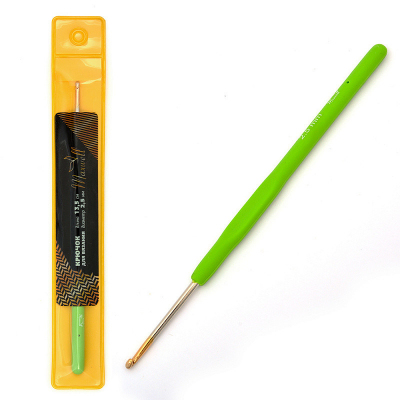 Крючок вязальный Maxwell Gold MAXW.8206 пластиковая ручка 2,5 с золотой головкой в интернет-магазине Швейпрофи.рф