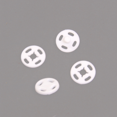 Кнопки пришивные пластик 12 мм уп.10 шт. прозрачный в интернет-магазине Швейпрофи.рф