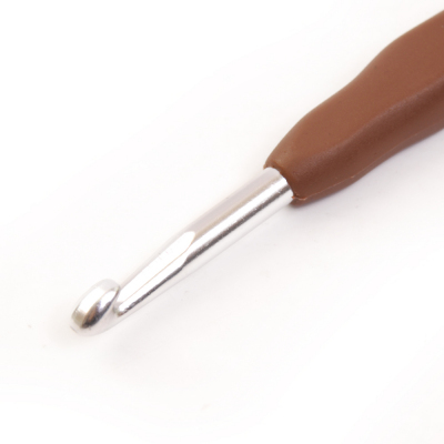 Крючок вязальный Maxwell TB.AL-REZ с прорезиненной ручкой  5,5 мм в интернет-магазине Швейпрофи.рф