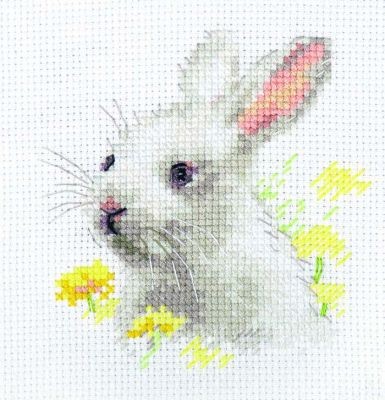 Набор для вышивания Алиса 0-226 «Белый крольчонок» 9*9 см