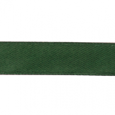 Лента атласная 12 мм (рул. 22,86 м)  №126 т. зелёный в интернет-магазине Швейпрофи.рф
