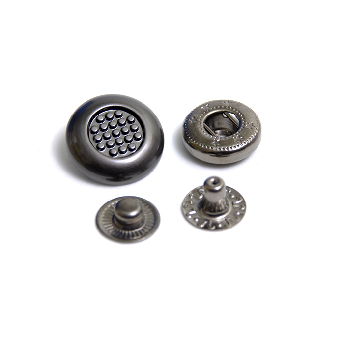Кнопки 45352 18 мм т. никель
