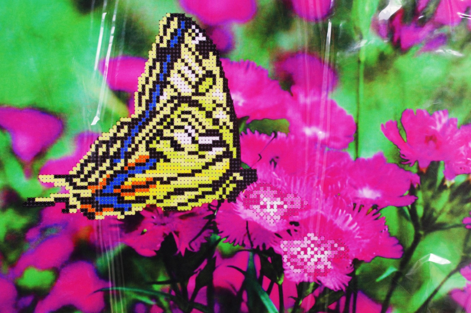 Ткань для вышивания бисером А4+ БИС МП-022 «Бабочка на лиловых цветах» 20,5*30 см