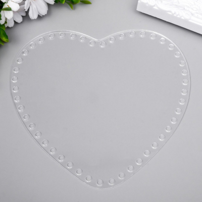 Заготовка для декора 6031409 «Сердце» донышко пластик 18 см в интернет-магазине Швейпрофи.рф