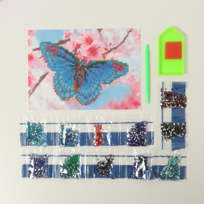 Алмазная мозаика Школа Талантов 5299771 «Бабочка» 15*21 см частичная выкладка в интернет-магазине Швейпрофи.рф