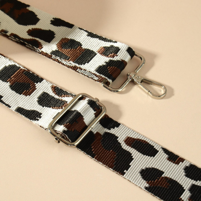Ручки для сумок 9898353 «Орнамент леопард» стропа 140*3,8 см молочный/корич./черный/серебро в интернет-магазине Швейпрофи.рф